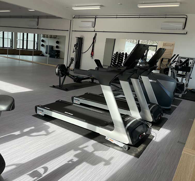 SCC Neubau Fitness Duschen Garderoben