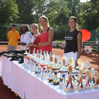 siegertisch alena caro nina img 7367 20120805