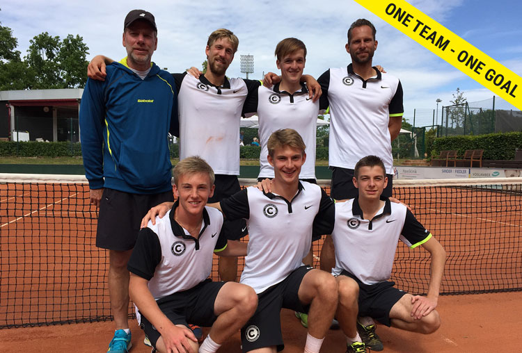 Tennis-Club SCC 1. Herren 2015 oben von links: Mats Oleen, Delf Gohlke, Dominik Manns, Thorsten Cuba. Unten von links: Niclas Braun, Adrian Engel, Timo Stodder.
