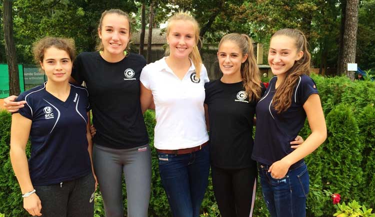 1. Juniorinnen U18  Von links: Vanessa Reinicke, Elisa Lang, Janina Braun, Isabel Pantermöller, Alexa Wolleschak